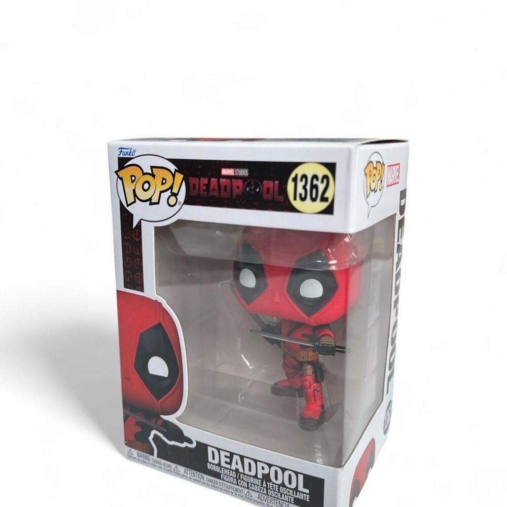 Funko Pop! Marvel Studios Deadpool #1362 Bobblehead Figure